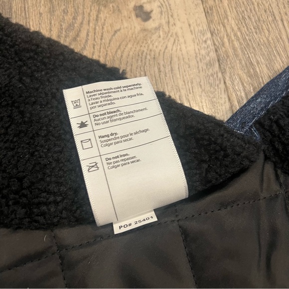 NEW Carhartt Blue Denim Insulated Dog Chore Coat Medium M Warmest Walking - Picture 7 of 13